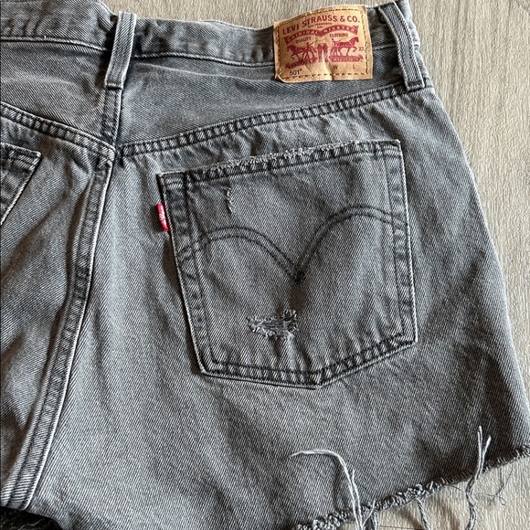 Levi's Gray Jean Shorts - Picture 4 of 14